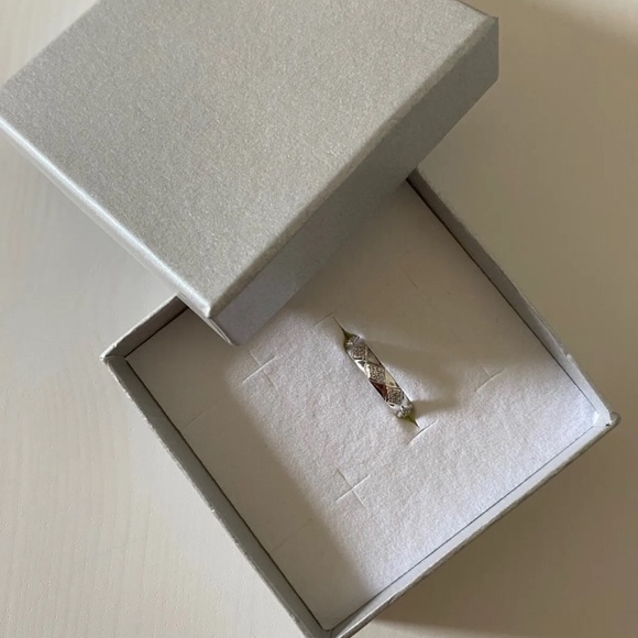 Bony Levy 18k White Gold Diamond Ring - Picture 4 of 4